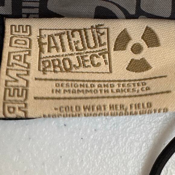 Grenade Fatigue Project Snowboard Jacket Mens Small Outdoor Winter Sports - Picture 8 of 12